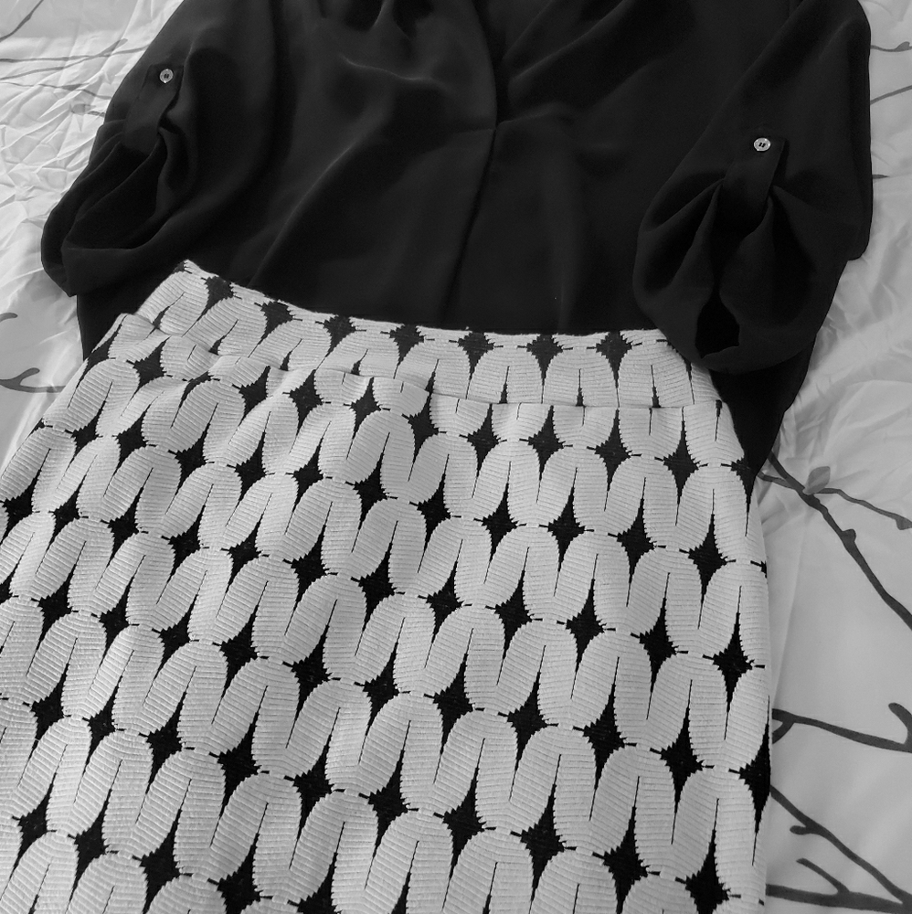 Renee C. Pencil Skirt
